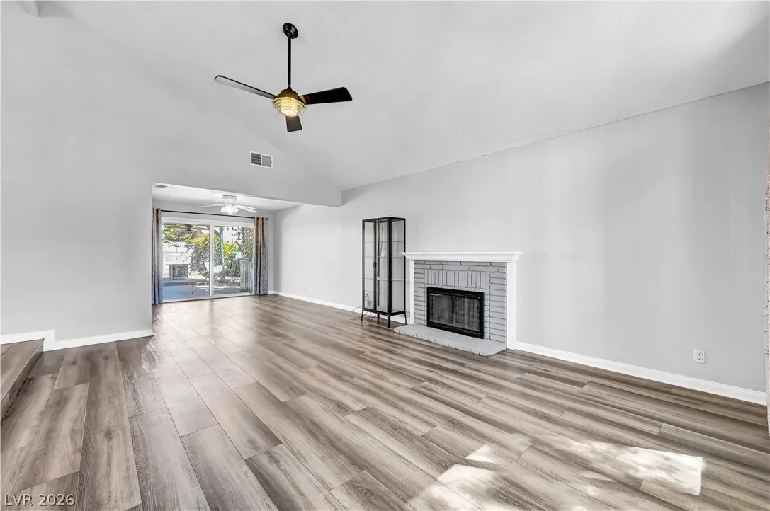 342 Fuente Drive — photo 5