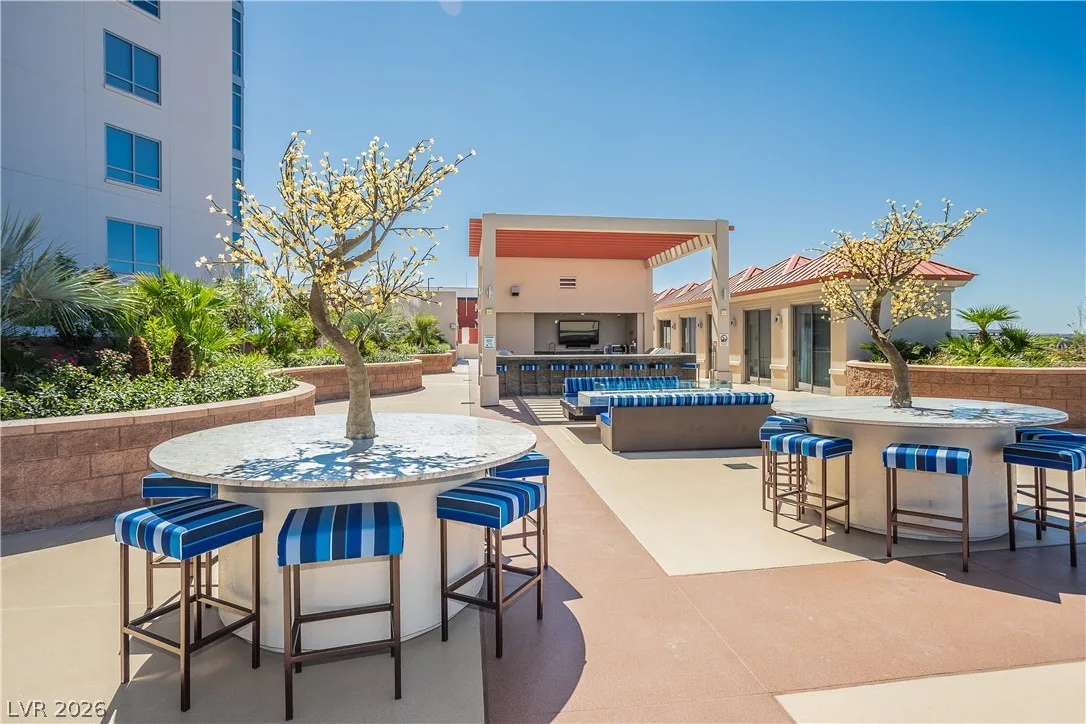 200 West Sahara Avenue 910 — photo 5
