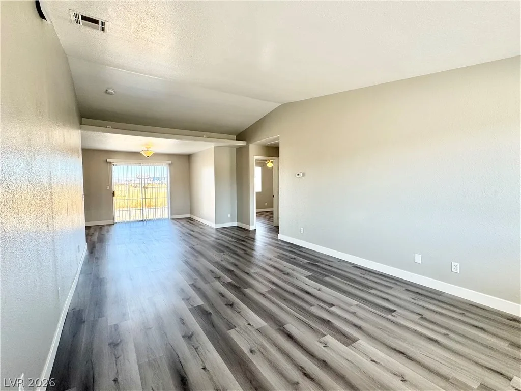 1030 Marne Court C — photo 2