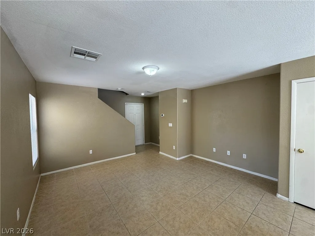 4248 Dixieland Court — photo 3
