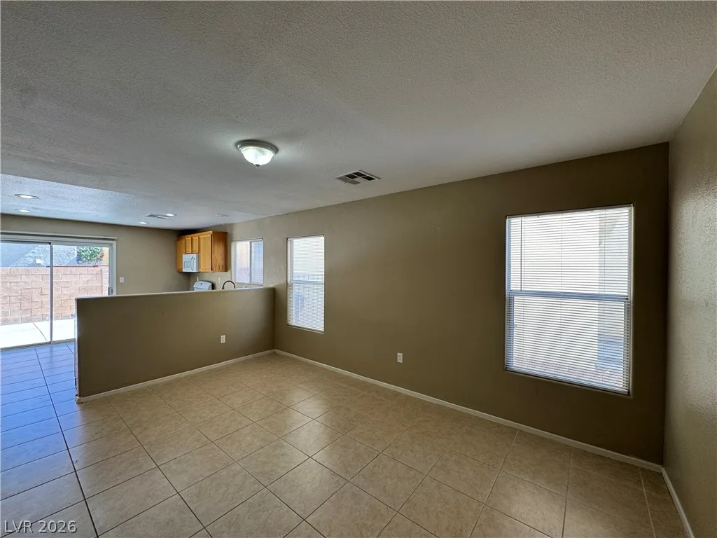 4248 Dixieland Court — photo 5