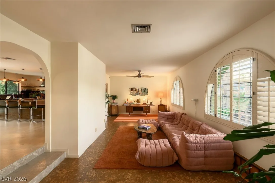 7355 Edna Avenue — photo 4
