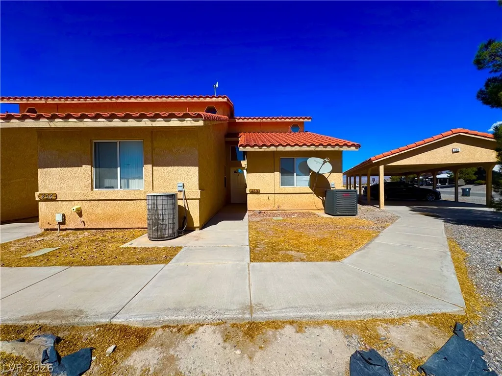 460 Comstock Street — photo 1