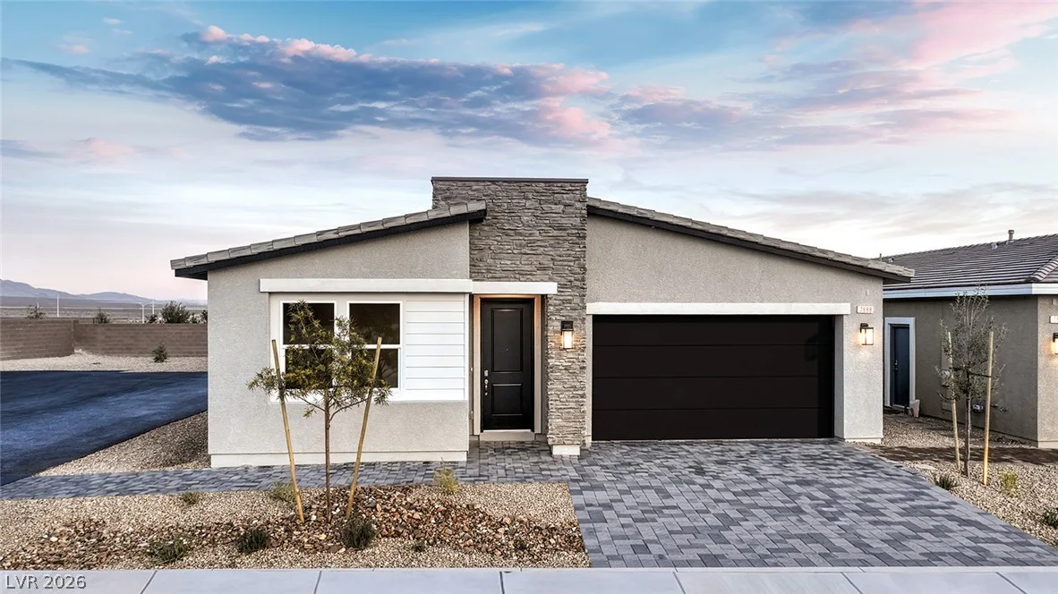1120 Jorian Bay Drive — photo 1