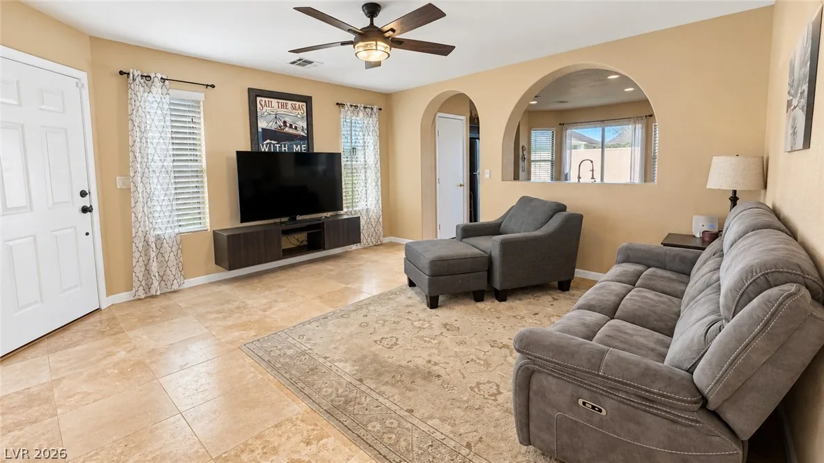 4582 Ordway Drive — photo 4