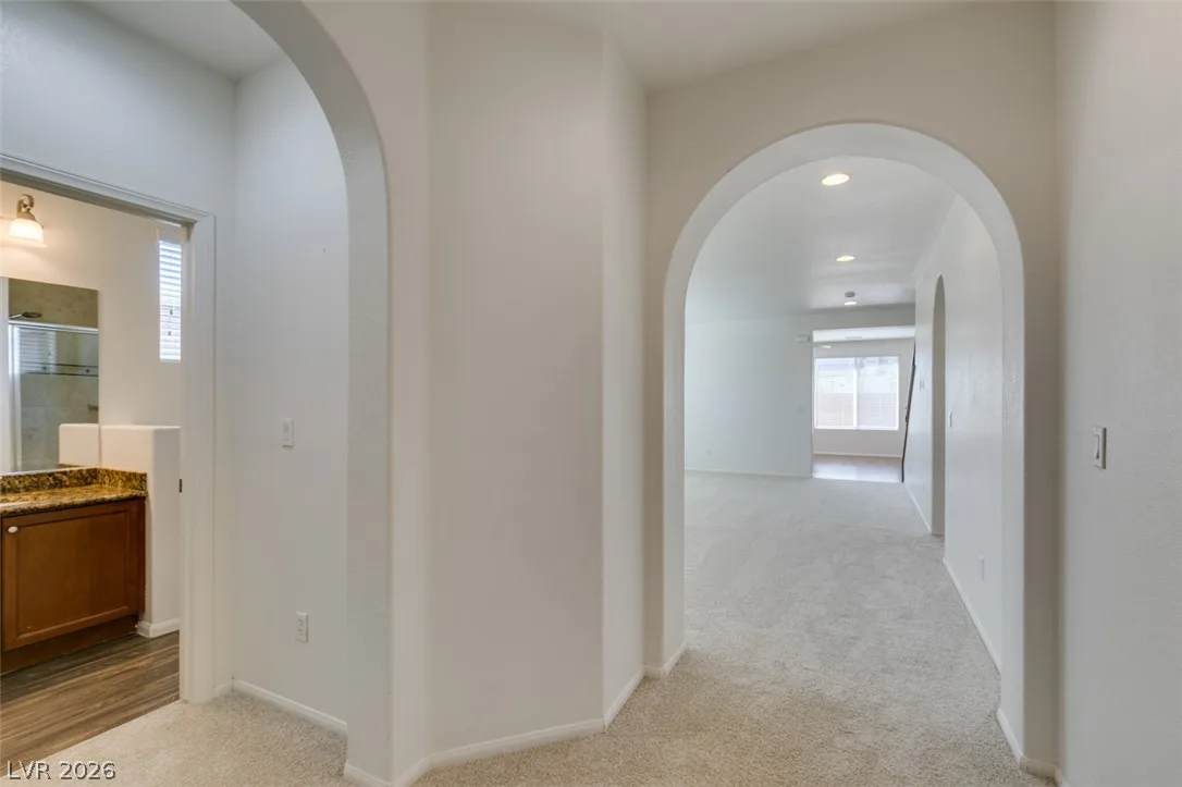 11677 Bradford Commons Drive — photo 3
