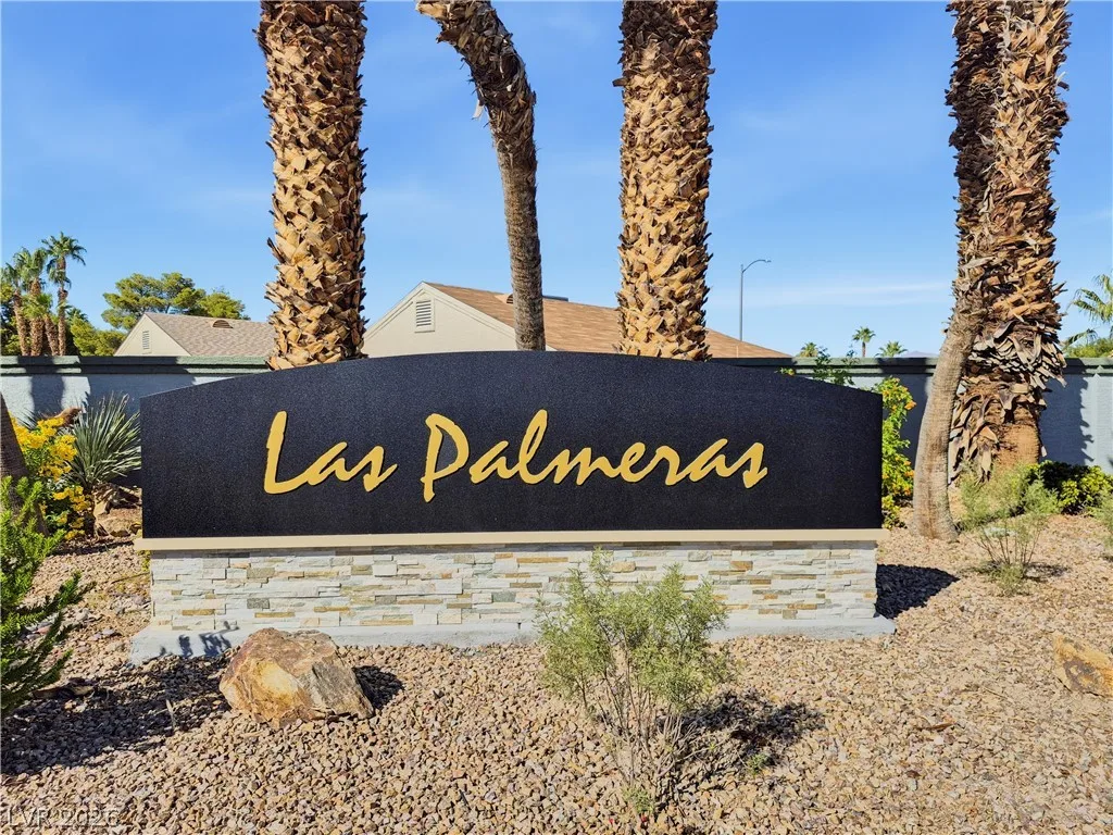 633 Roberta Alecia Avenue — photo 3