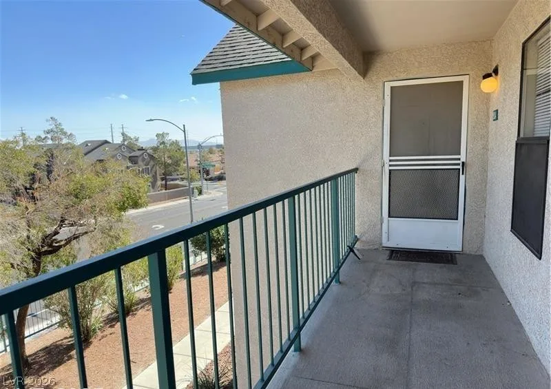 5251 Lindell Road 204 — photo 2