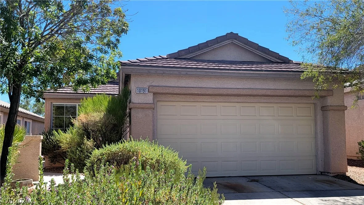 10191 Bentley Oaks Avenue — photo 2