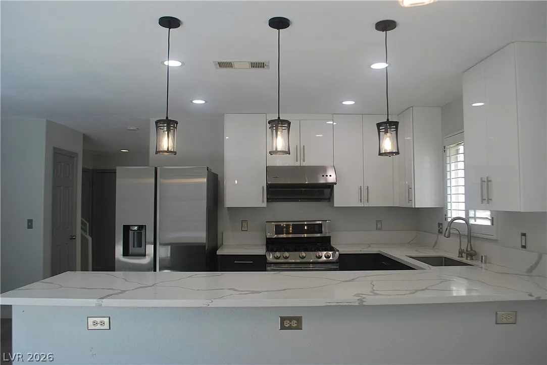 10213 Asti Place — photo 2