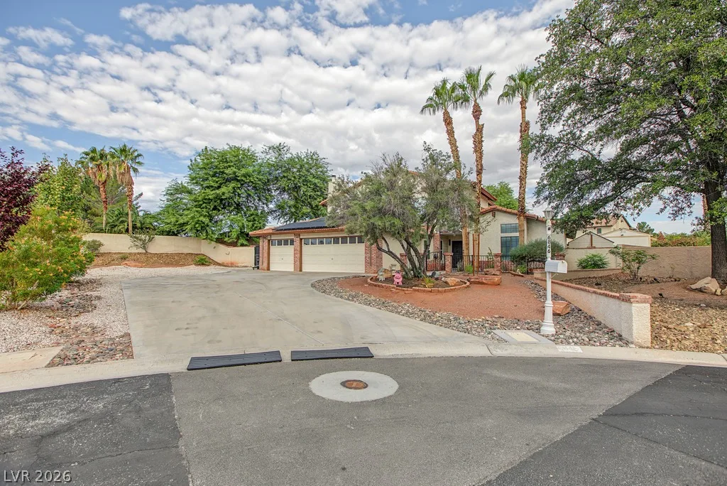 6846 Tree Haven Court — photo 1