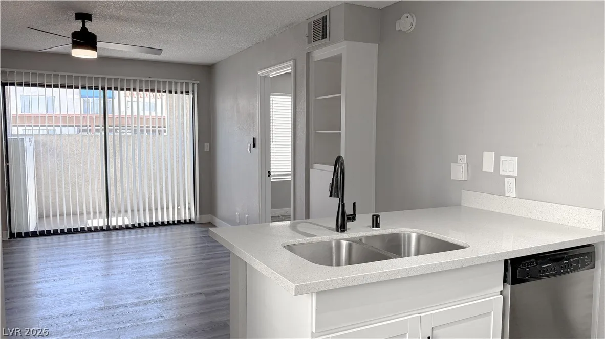 4321 Gannet Circle 199 — photo 2