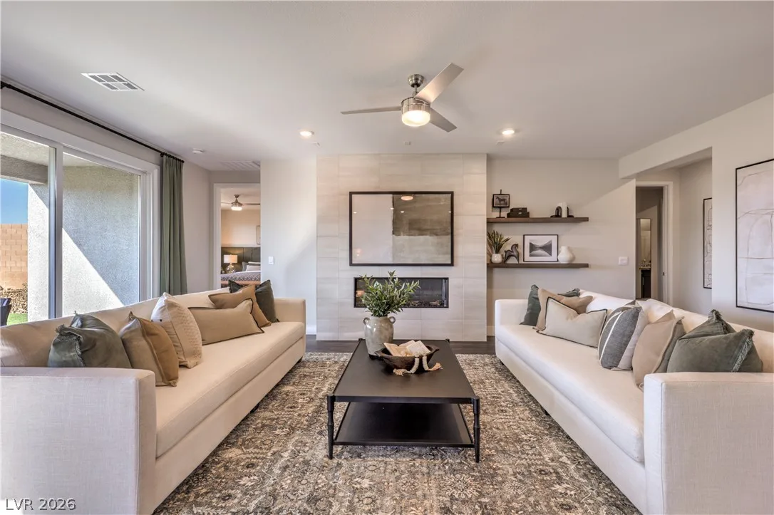 1465 Lantern Hills Drive — photo 2