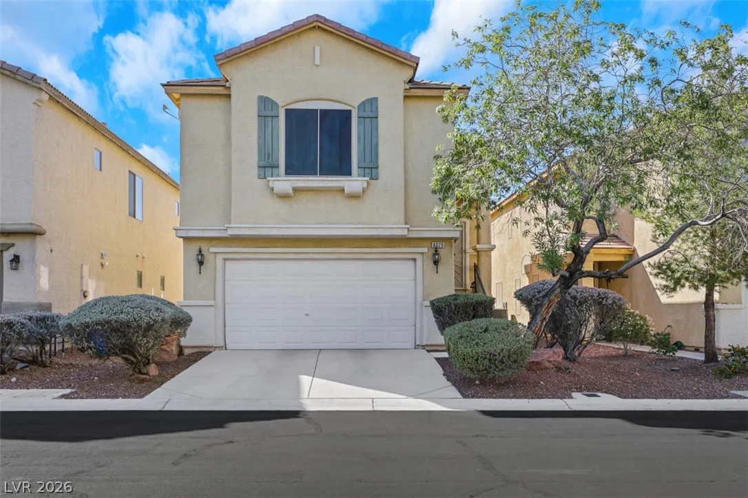8029 Dancing Springs Street — photo 1