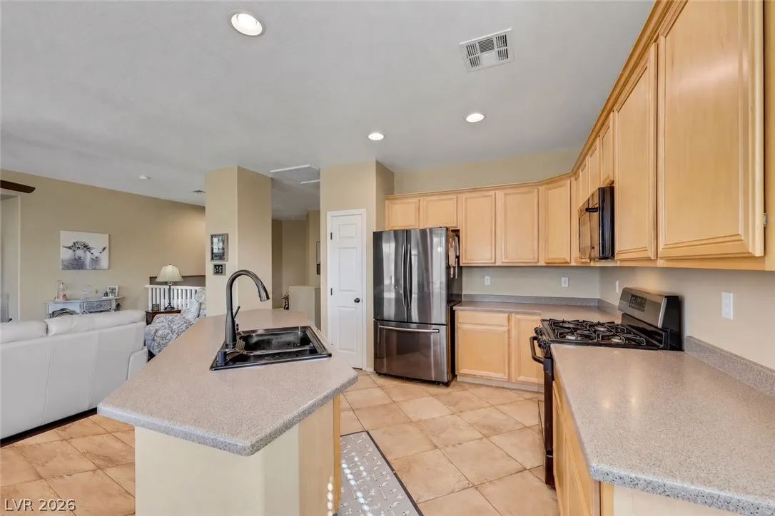 8029 Dancing Springs Street — photo 5