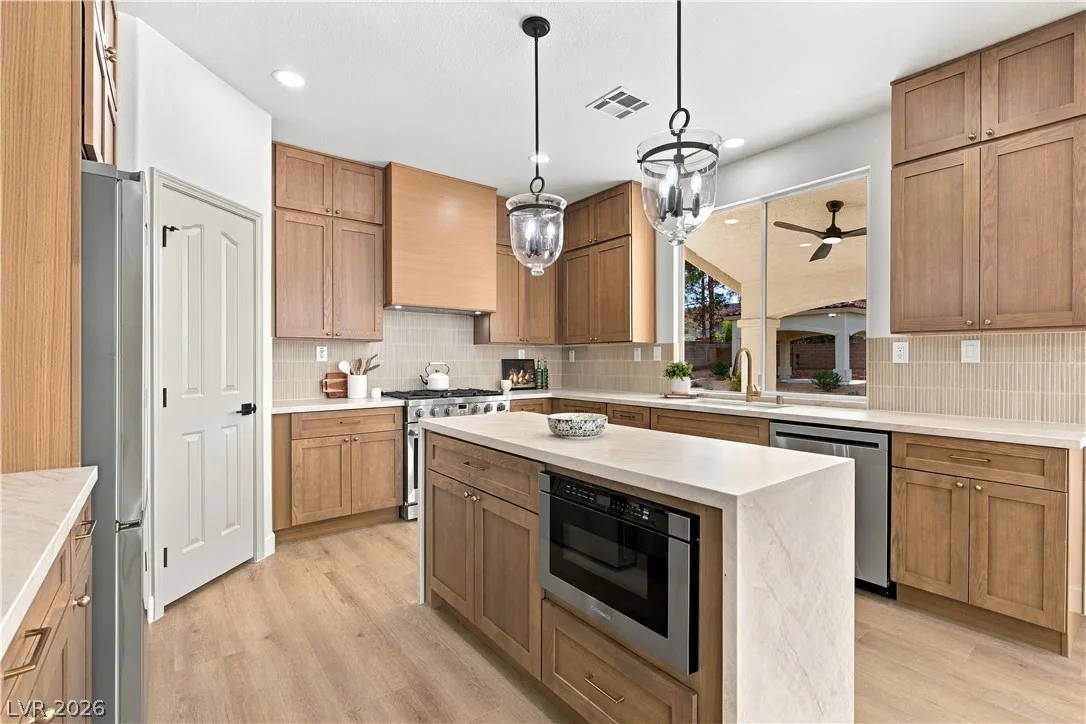 10729 Chillingham Drive — photo 4