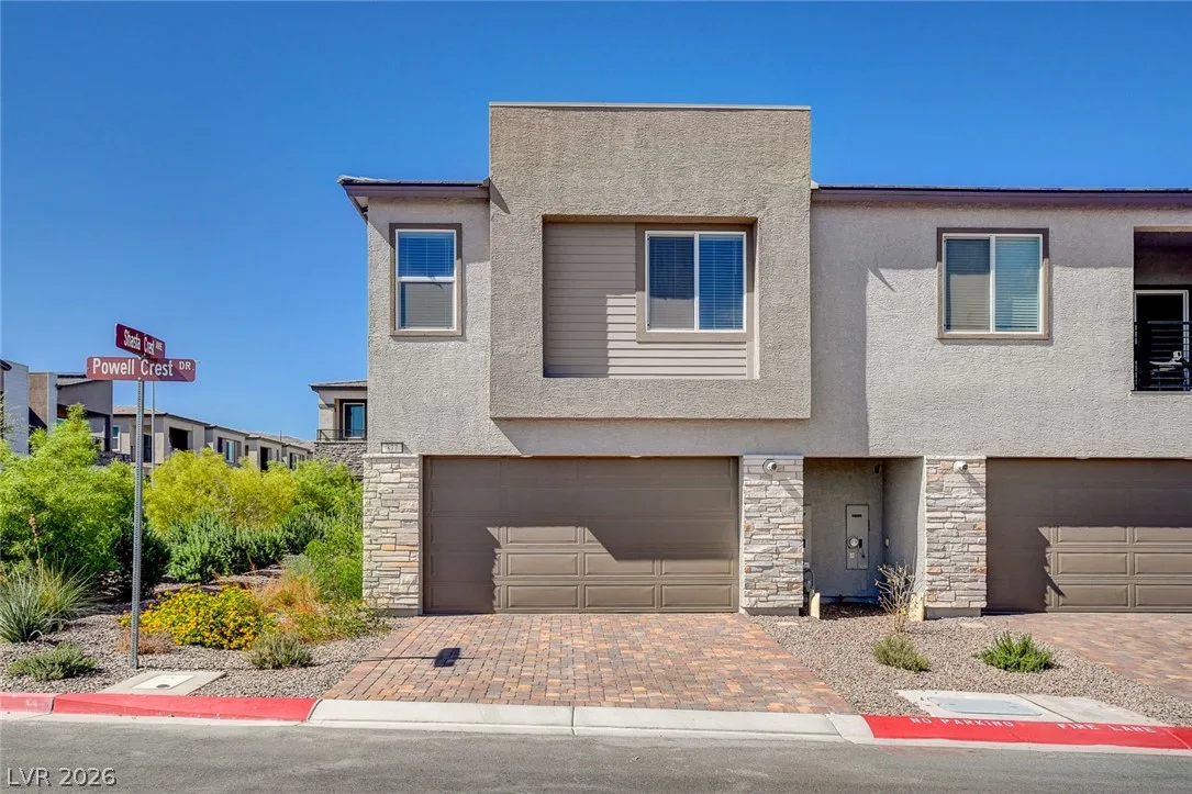 377 Powell Crest Drive — photo 3