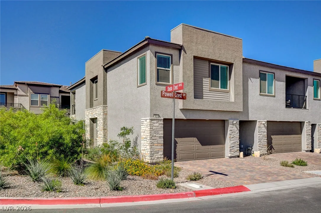 377 Powell Crest Drive — photo 4
