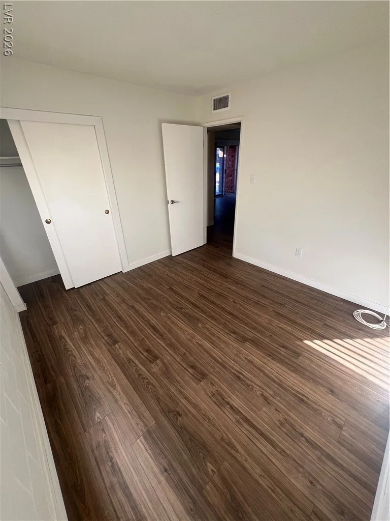 820 A 27 — photo 2