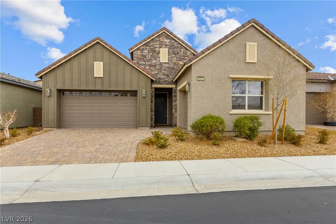 2642 Summit Springs Street — photo 1
