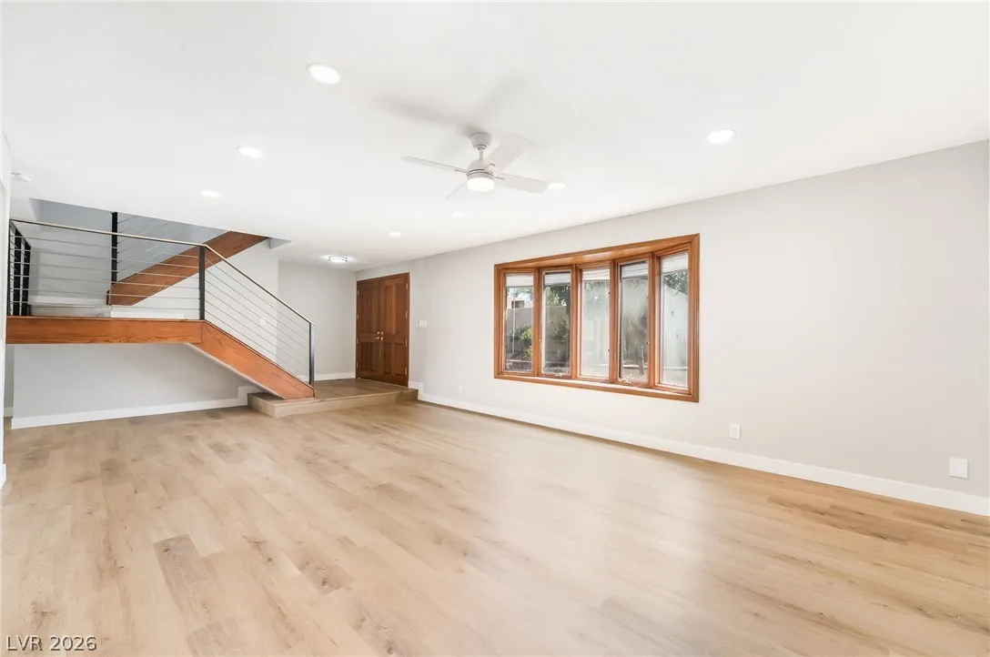 3320 Delderfield Avenue — photo 5