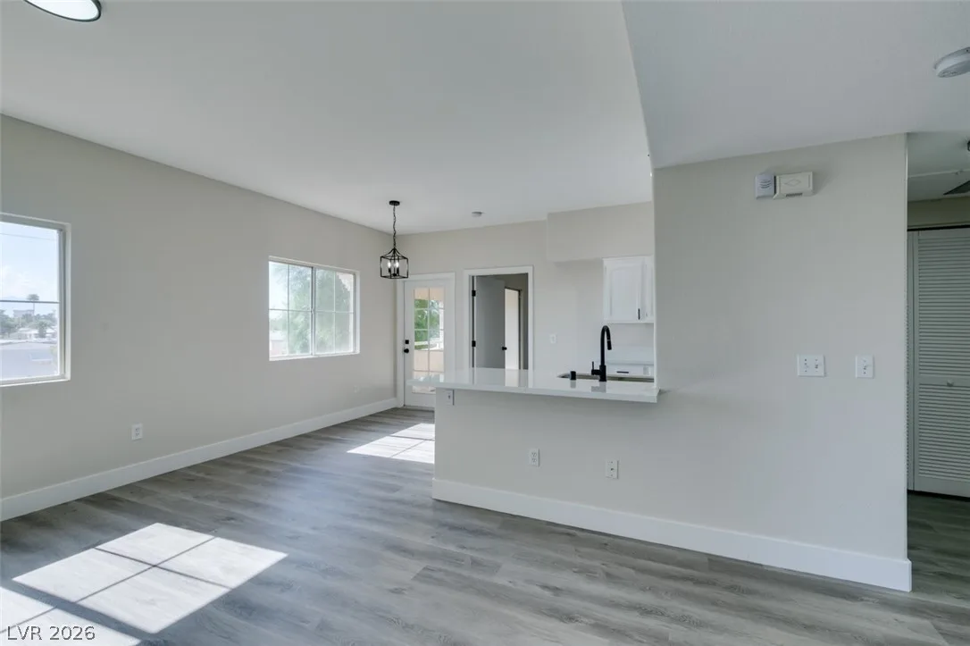 3400 Cabana Drive 2004 — photo 5