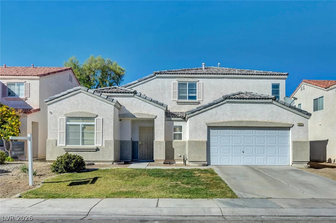 3802 Shimmering Creek Avenue — photo 1