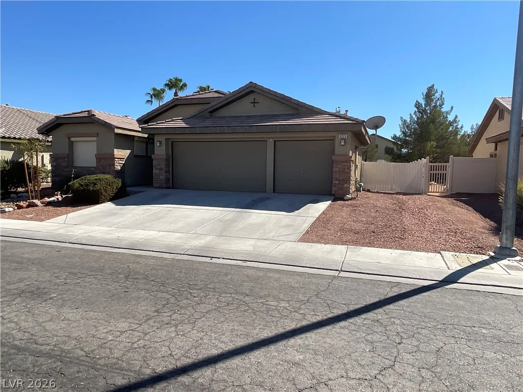 3225 Denvers Dream Avenue — photo 1