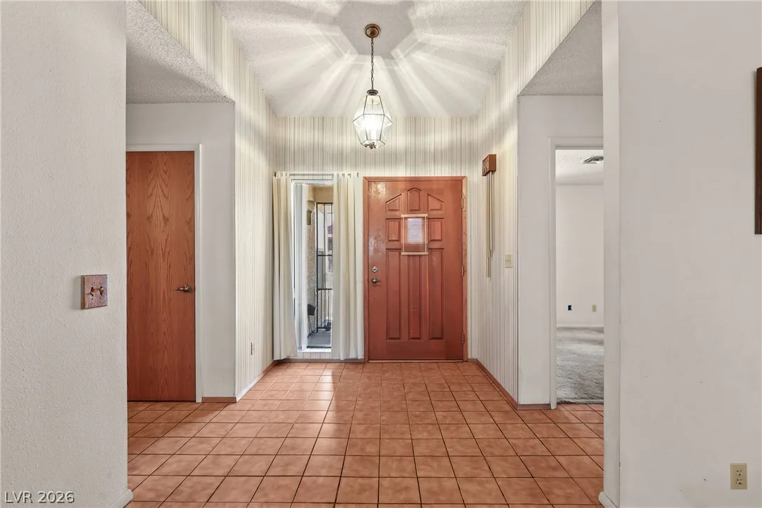 5601 Paseo Recallo Court — photo 2