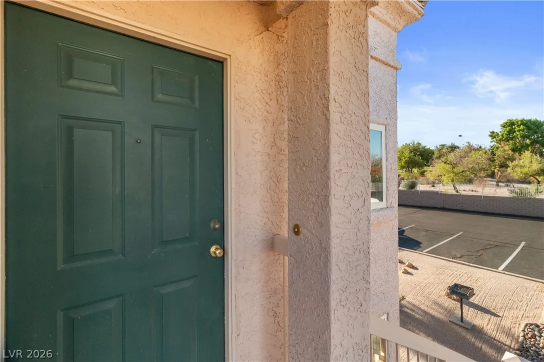 1928 Las Palmas Lane 228 — photo 5