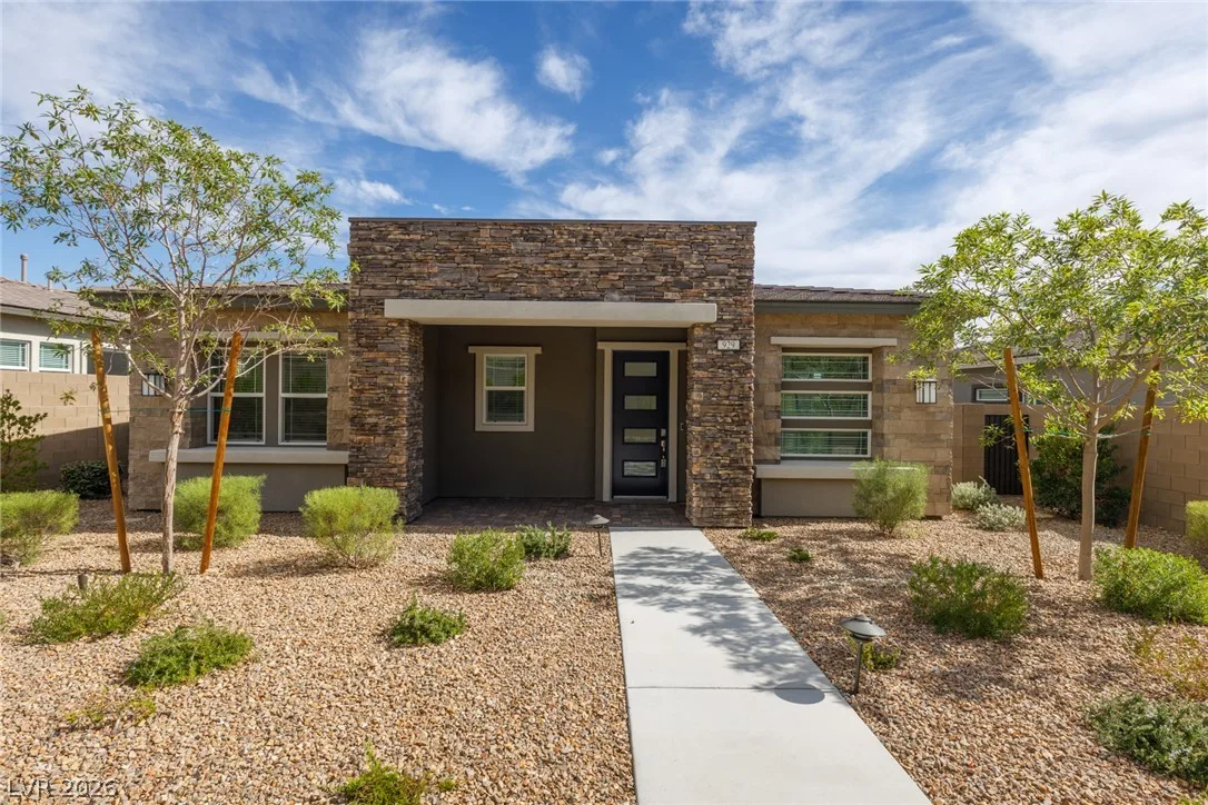 929 Silverfir Court — photo 1