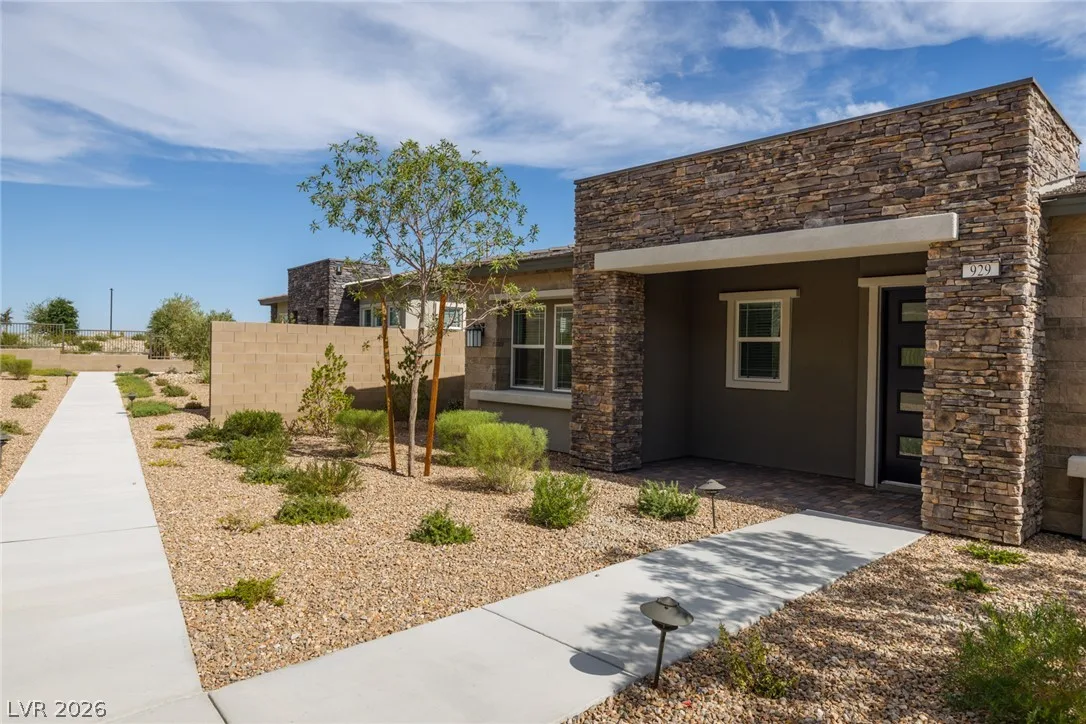 929 Silverfir Court — photo 2