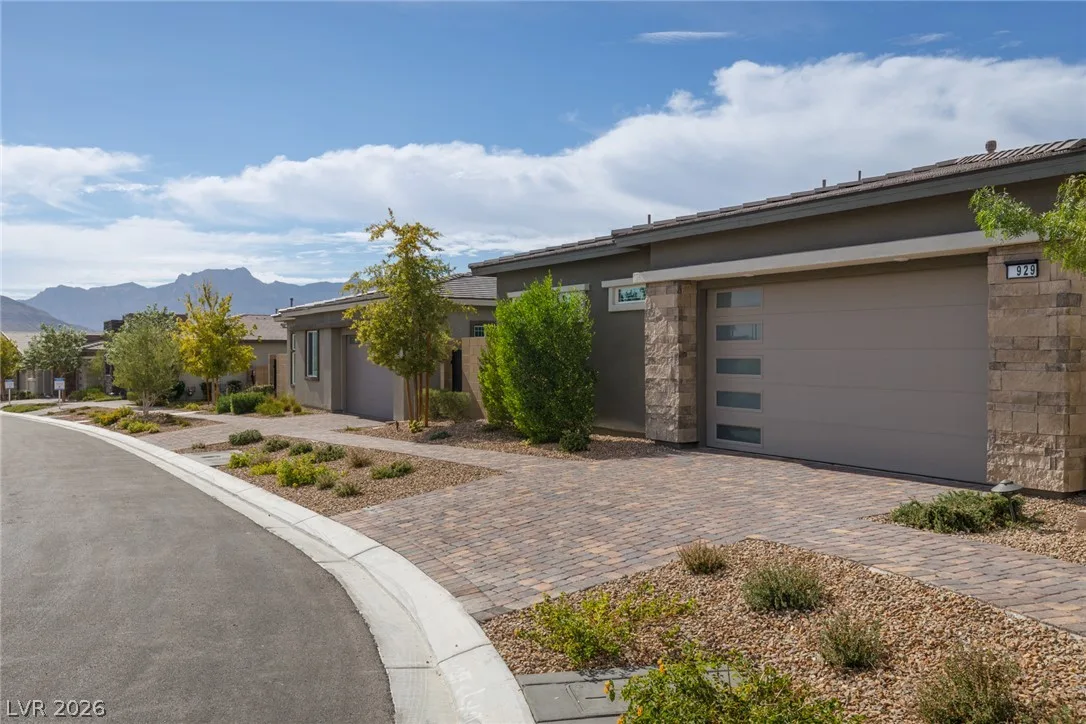 929 Silverfir Court — photo 5