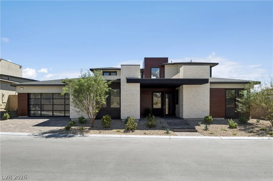 77 Tiller Point Street — photo 2