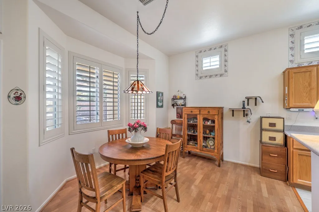10701 Sky Meadows Avenue — photo 3