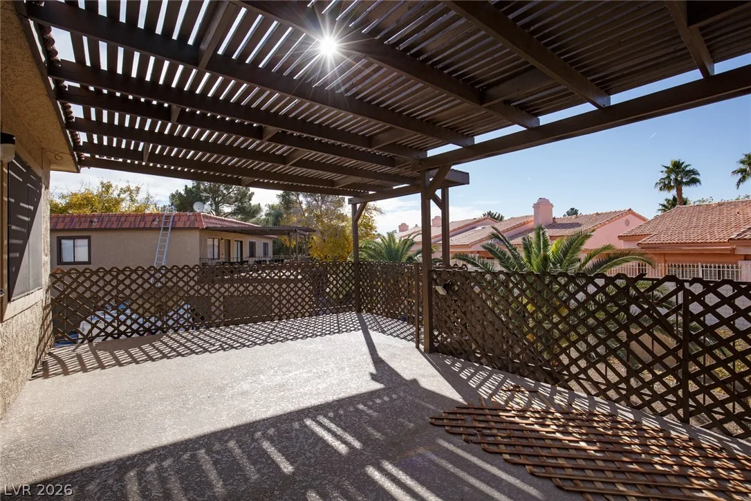 619 Pepper Tree Circle 1 — photo 3