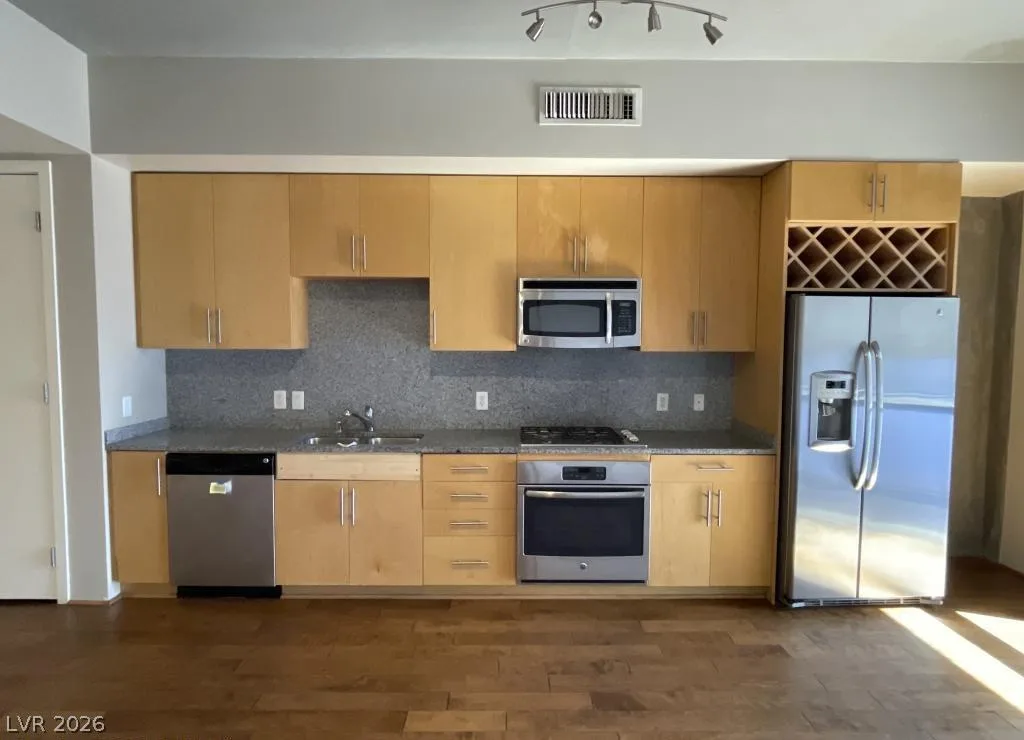 353 East Bonneville Avenue 631 — photo 4