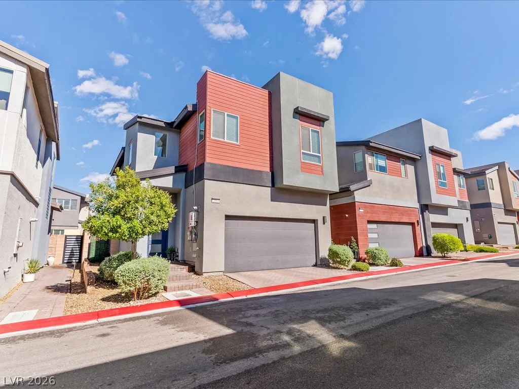 2664 Conifer Canyon Street — photo 1