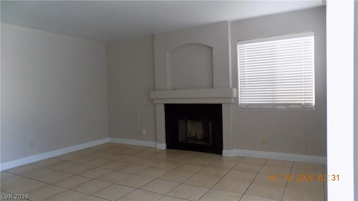 7421 Winterpine Avenue — photo 3