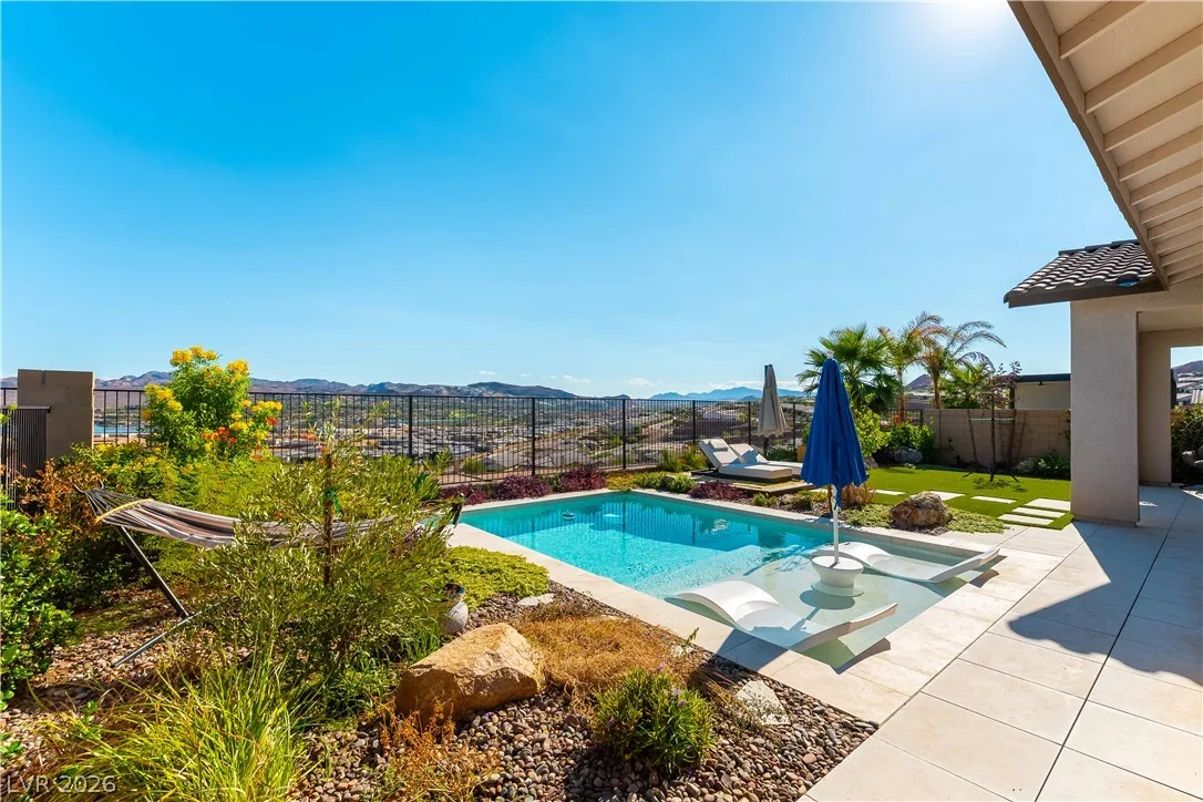 351 Portus Delphini Court — photo 1