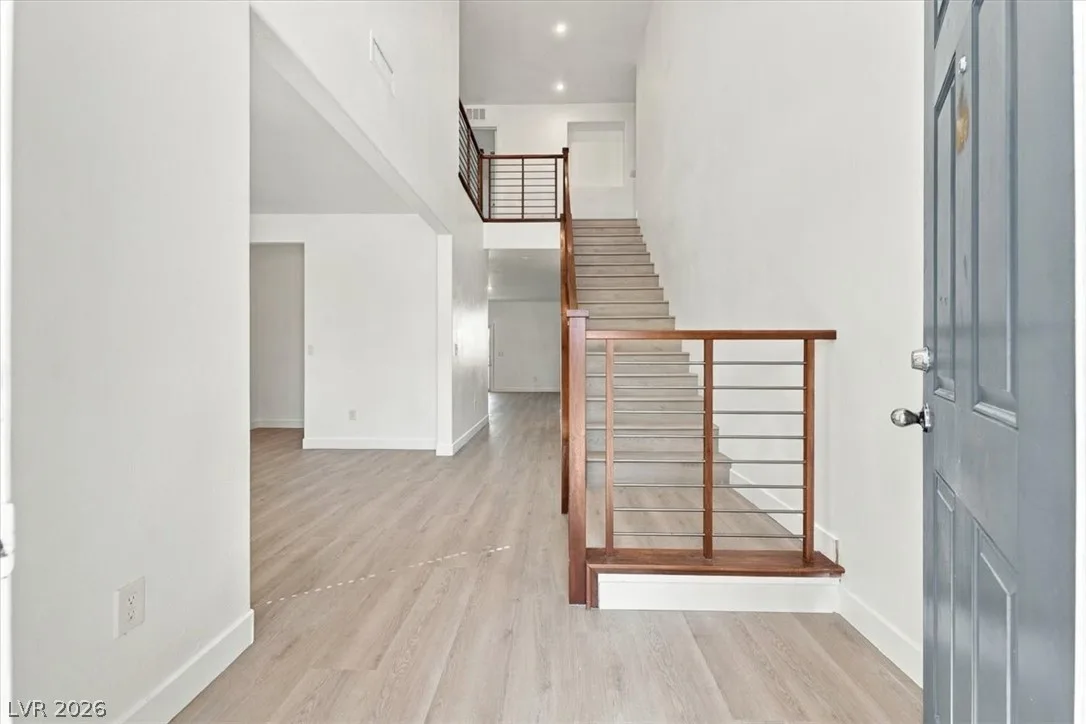 347 Basin Falls Street — photo 2