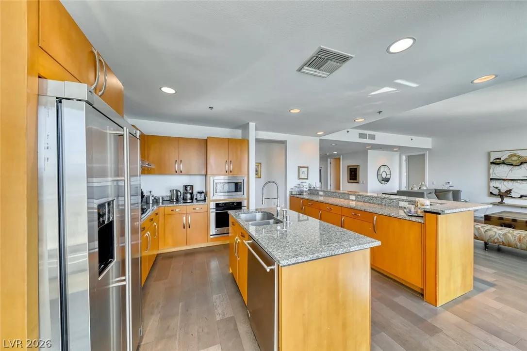 4525 Dean Martin Drive 2806 — photo 5