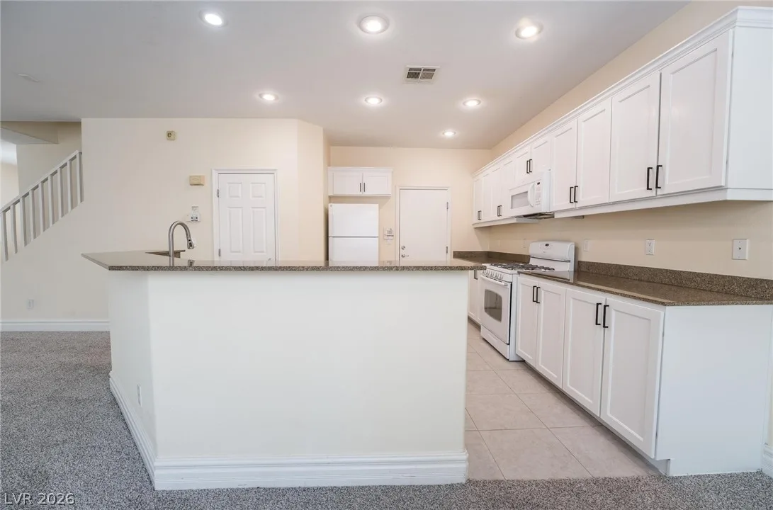 9705 Marcelline Avenue — photo 5