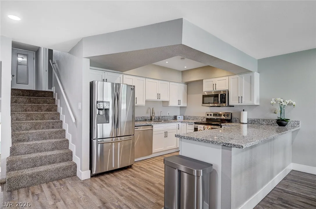 4966 Lana Drive — photo 4