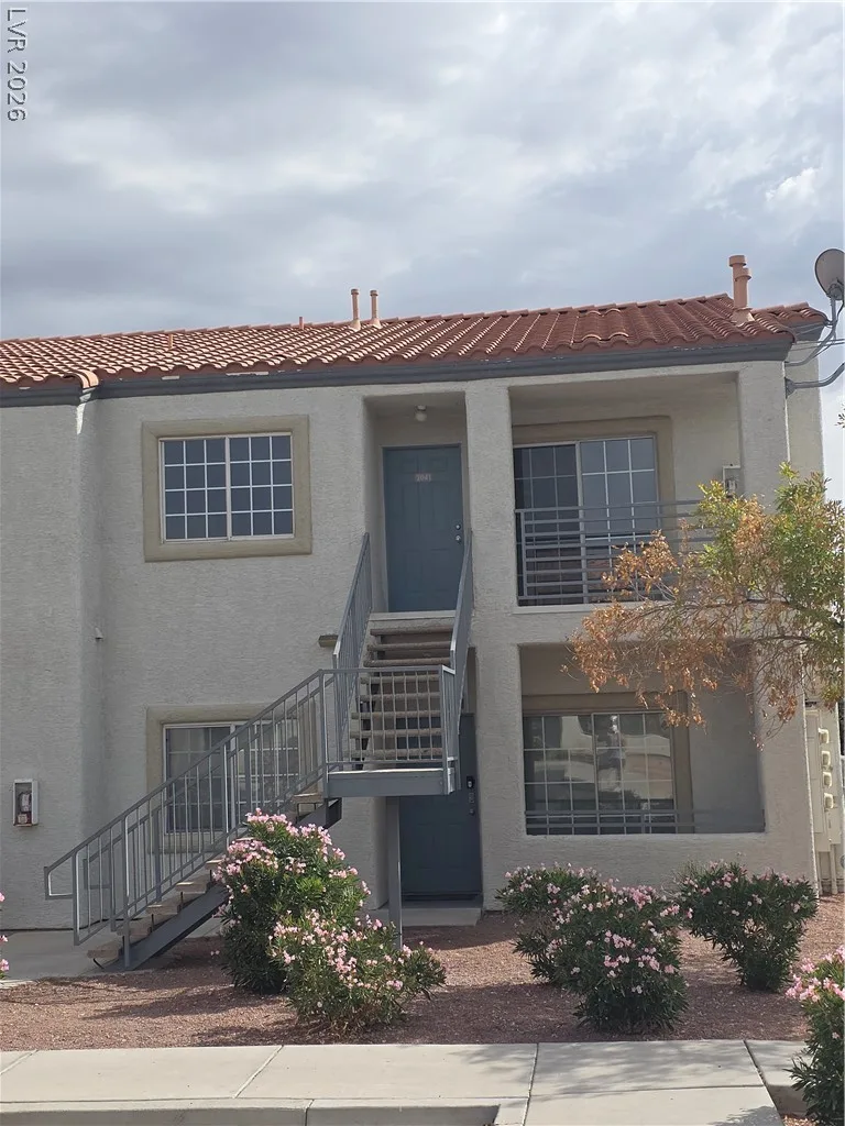 3318 North Decatur Boulevard 2041 — photo 3