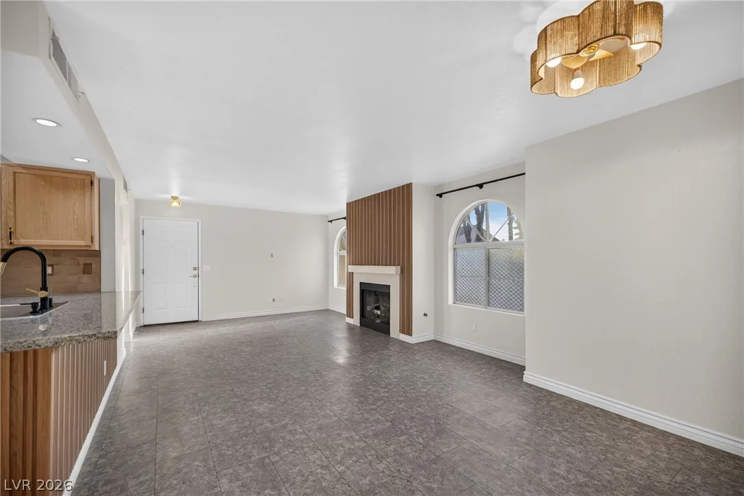 7570 West Flamingo Road 115 — photo 2