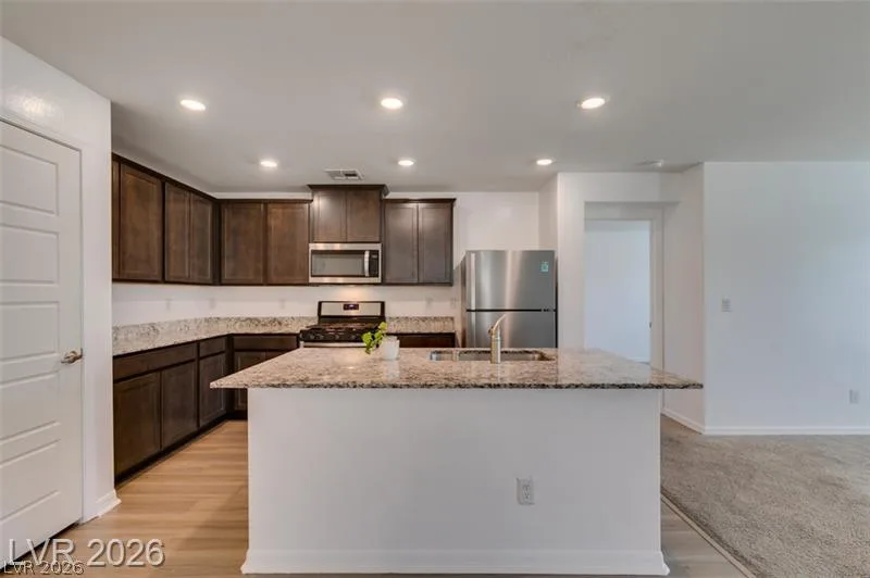 621 El Gusto Avenue — photo 3