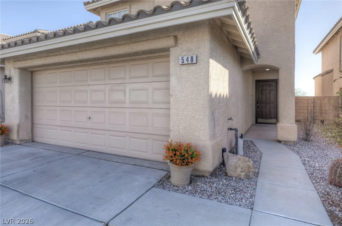 548 Aspen Leaf Street — photo 4