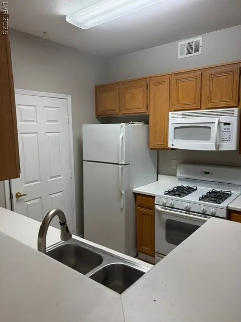 7103 South Durango Drive 106 — photo 2