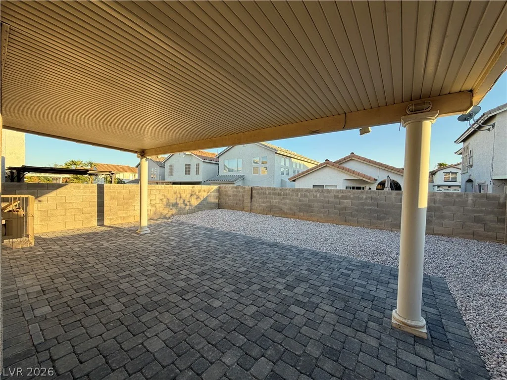 8443 Diamond Dust Drive — photo 4
